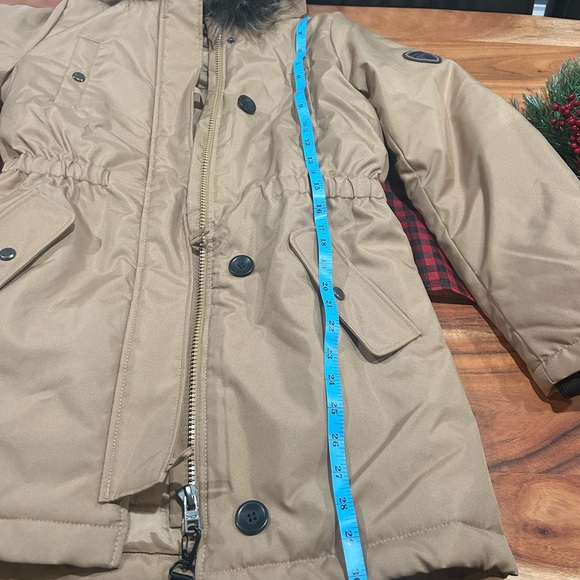 Winter jacket - Picture 9 of 9